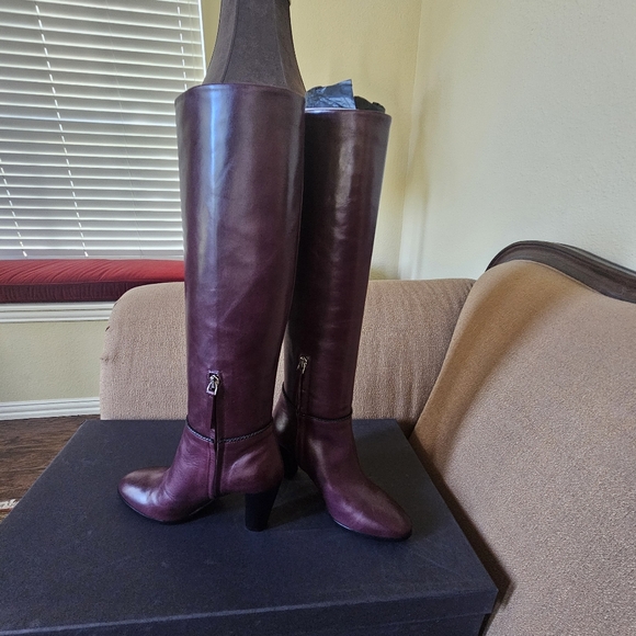 Theory Knee Boot in Wine Red Leather Size 37/7 NWT - Picture 10 of 15